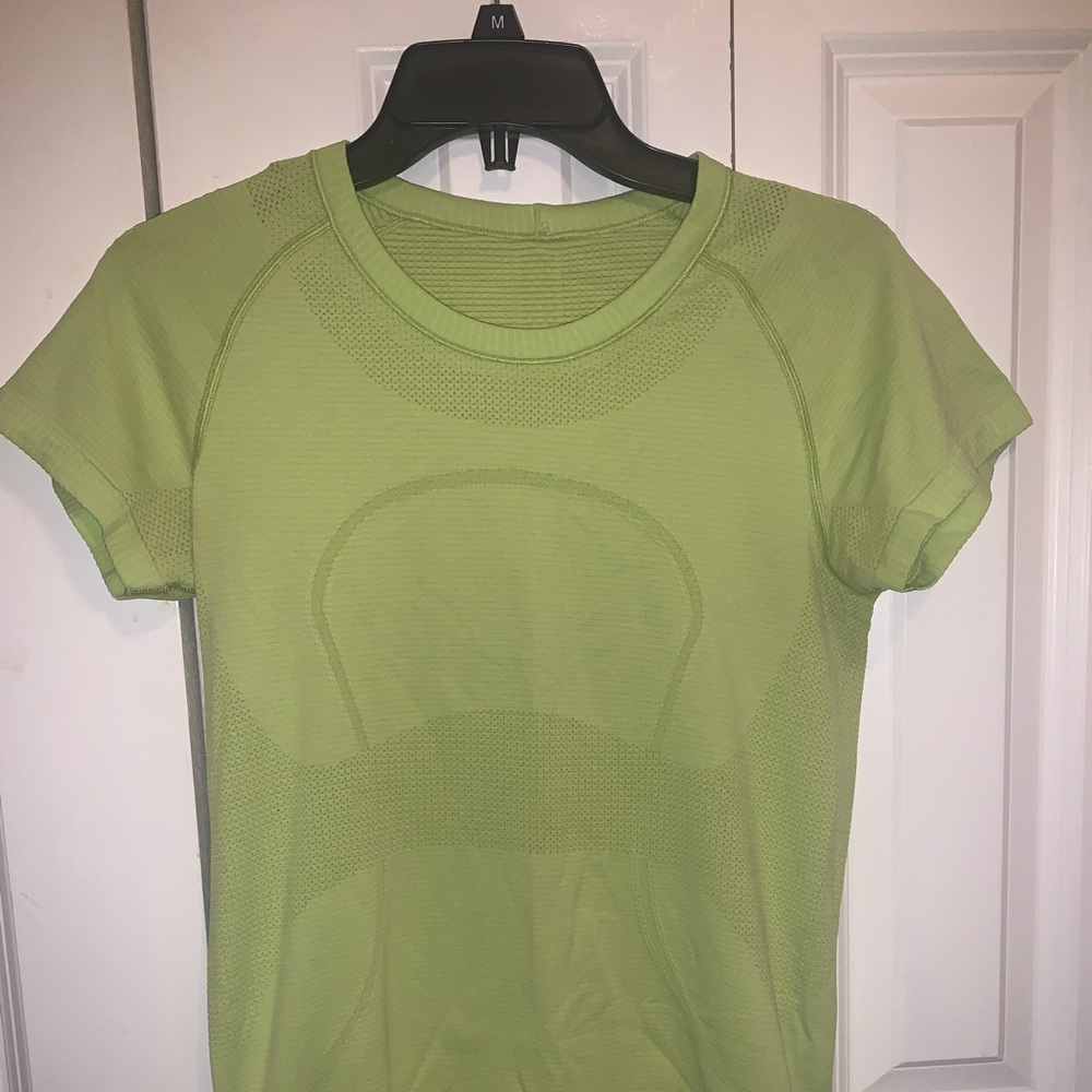 Lululemon swiftly tech